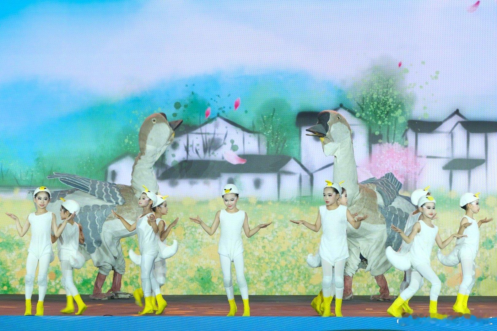 潮味无界侨乡有约 侨乡潮汕的魅力不止于美食！这里有山海相拥的自然风光，有千年传承