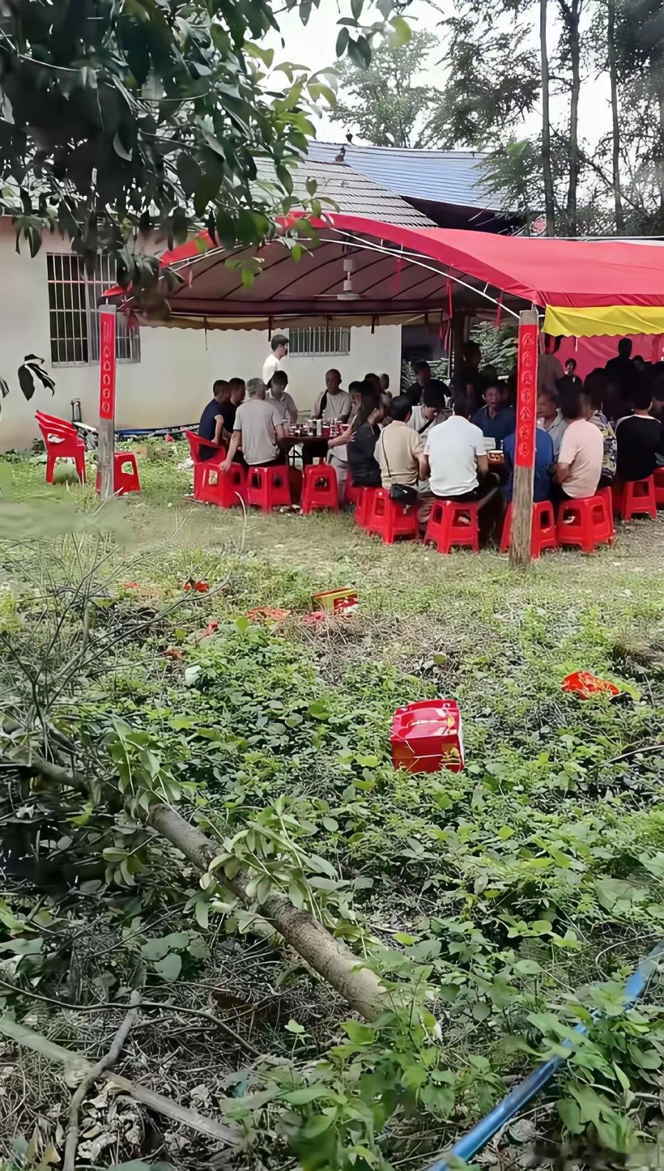 这就是传说中的寒门出弟子吧！不容易！ 