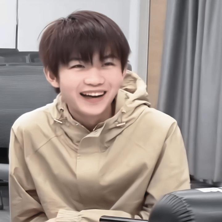九尾XXZ  🦊 九尾的二三事 想念一些大笑小猫 爱笑的宝宝运气不会差🍀