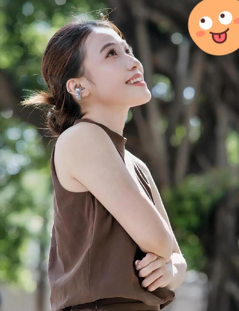 说真的，
在头条做号，
真不要搞花里胡哨，
最管用的是真心互动！

第一，点赞我