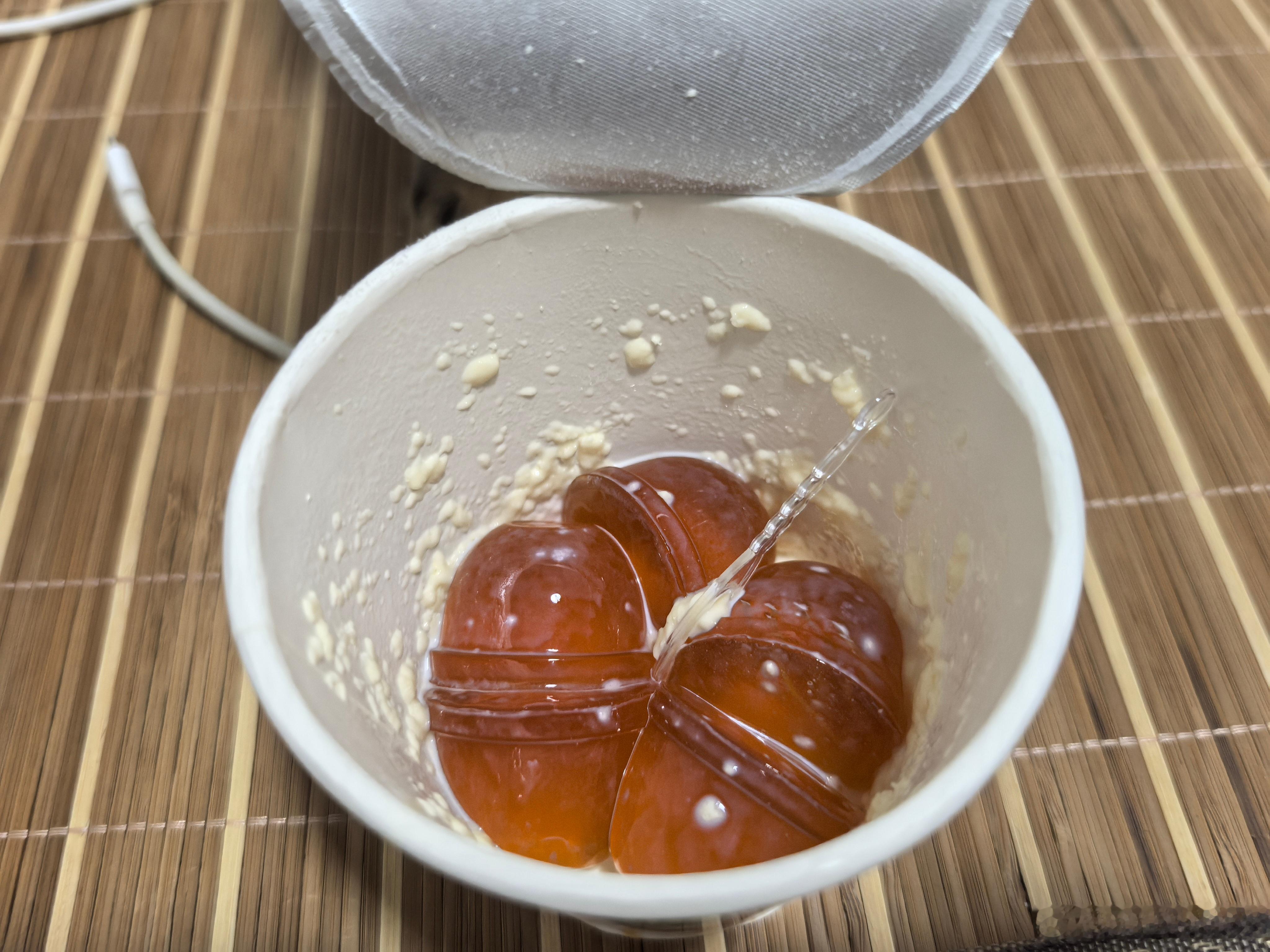 这个摇摇果冻还是以前的那个味道 