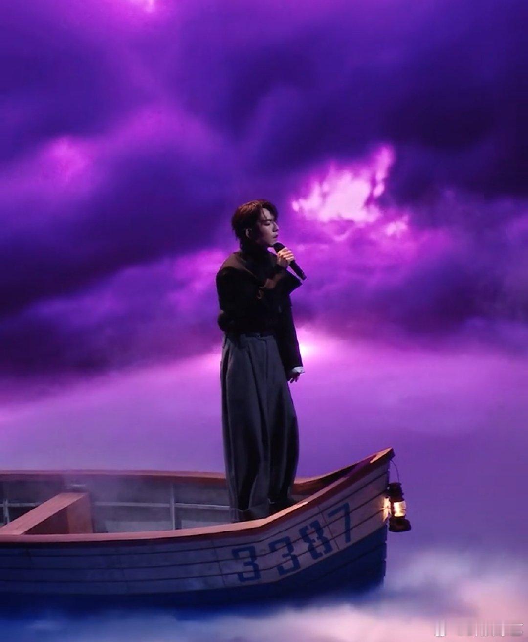  全年龄段通杀的《浪费》，每段旋律都藏着不为人知的倔强 