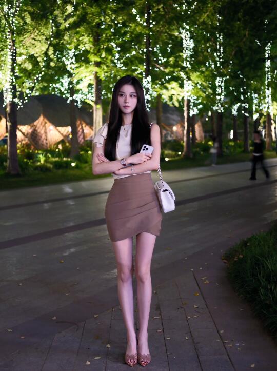 路边美女📷