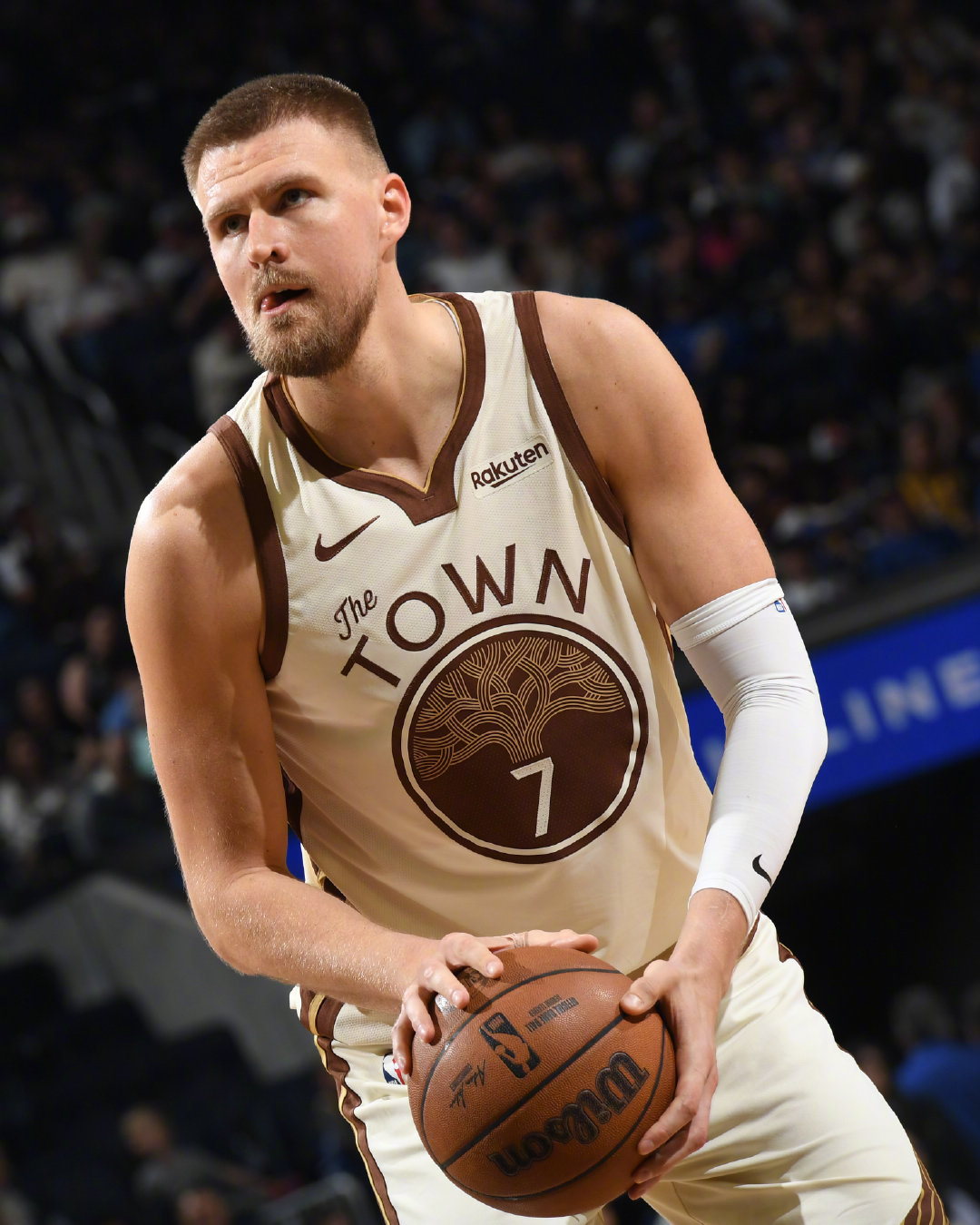 波尔津吉斯28分，8篮板，3助攻。勇士战胜奇才波神是真勇士