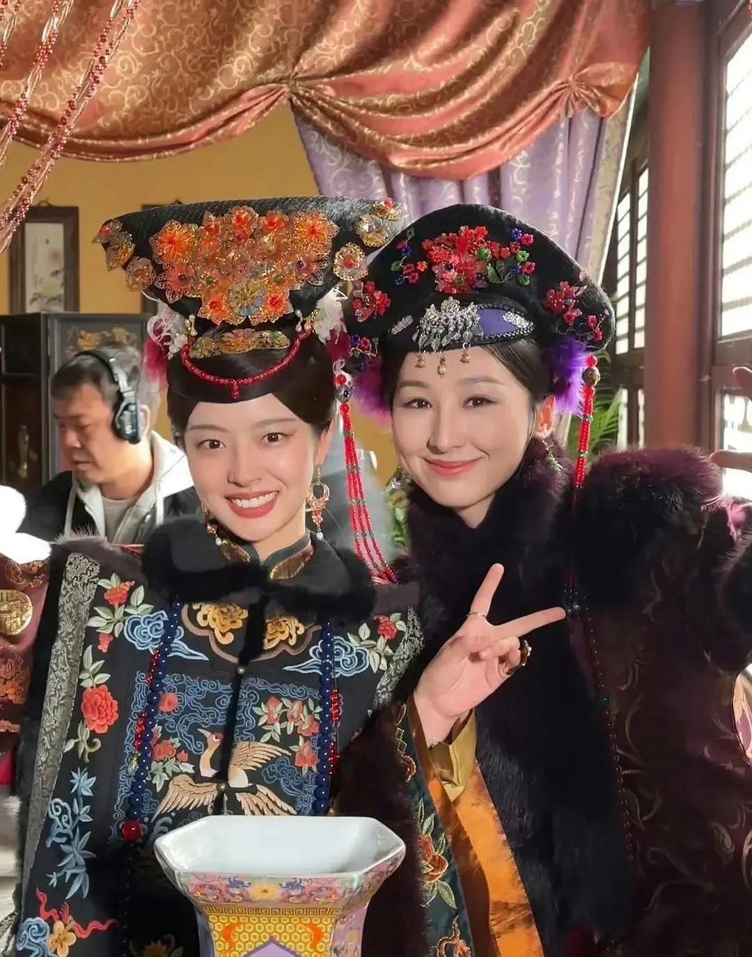 徐若晗的单眼皮和厚嘴唇，可能不太符合传统审美 