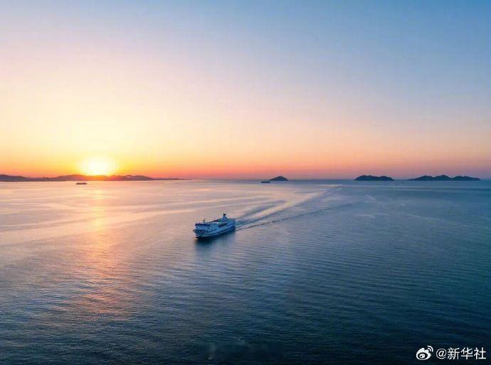 警惕多样海洋窃密手段【深蓝之下暗流涌动】我国是一个陆海兼备的海洋大国，1.8万余