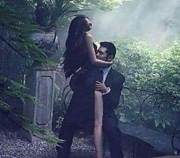 黄晓明和杨颖那张结婚照，当时可真够大胆的 