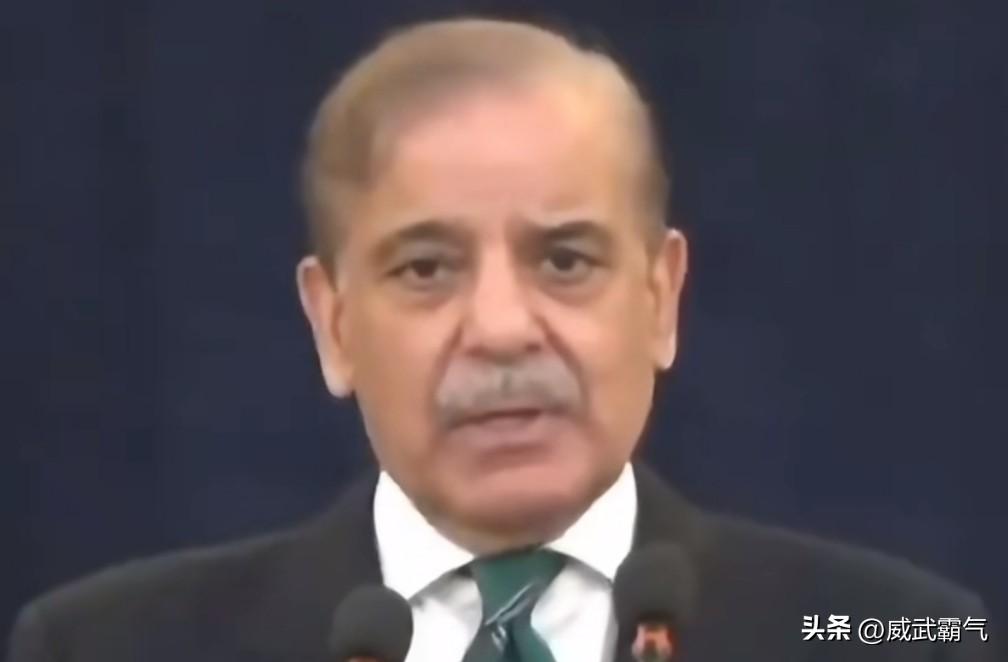 巴基斯坦跟沙特签了共同防御条约，承诺"谁打沙特就是打巴基斯坦"，结果伊朗真把沙特