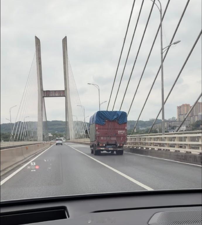 把货车看成了空投，以后要少玩和平精英