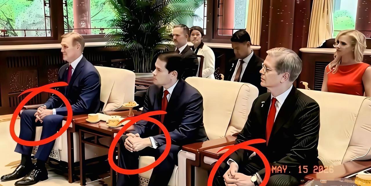 散漫的美国人来到中国之后!