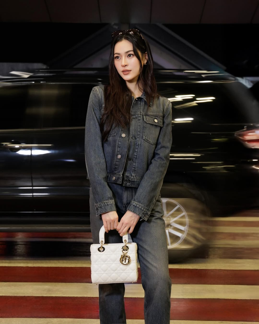 邝玲玲、Orm Kornnaphat开启巴黎时装周🛫 年内两场Dior女装秀都
