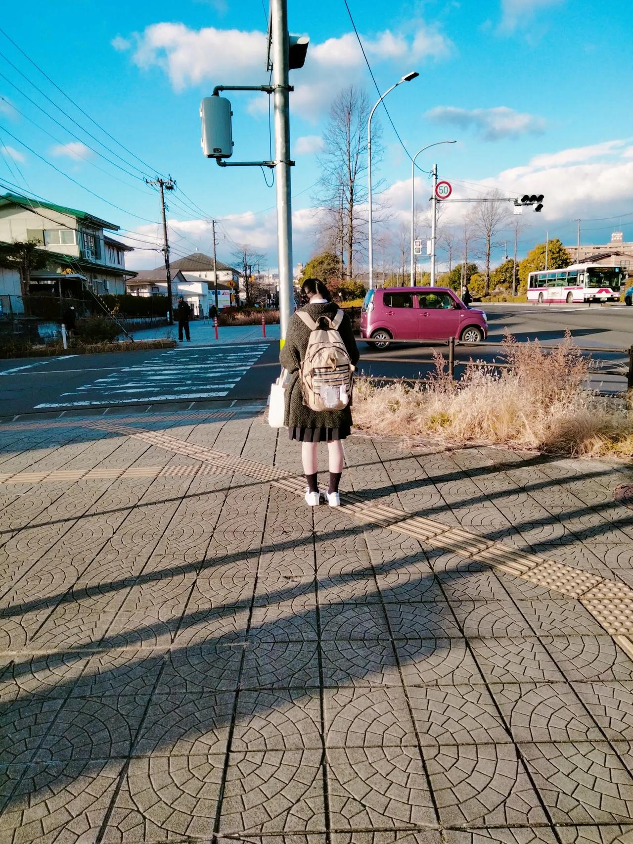 人的一生不要把这个世界看的太透，也不要把人看得太透。如果把这些都看透，你会对整个