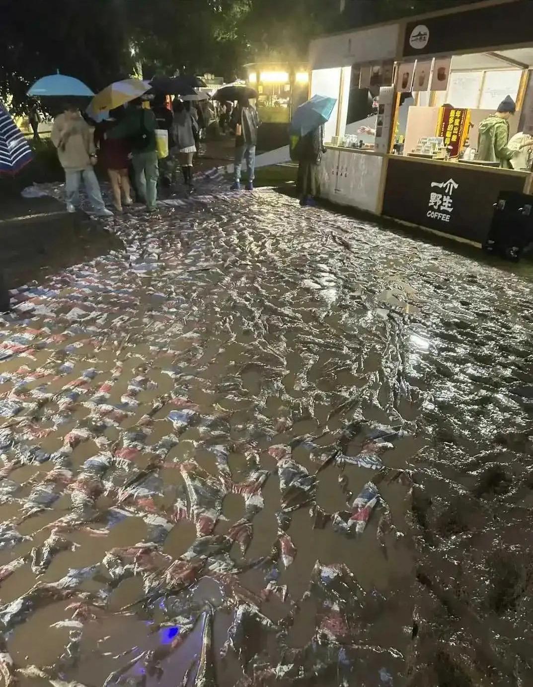 这就是传说中的这一代人没苦硬吃吧？ 