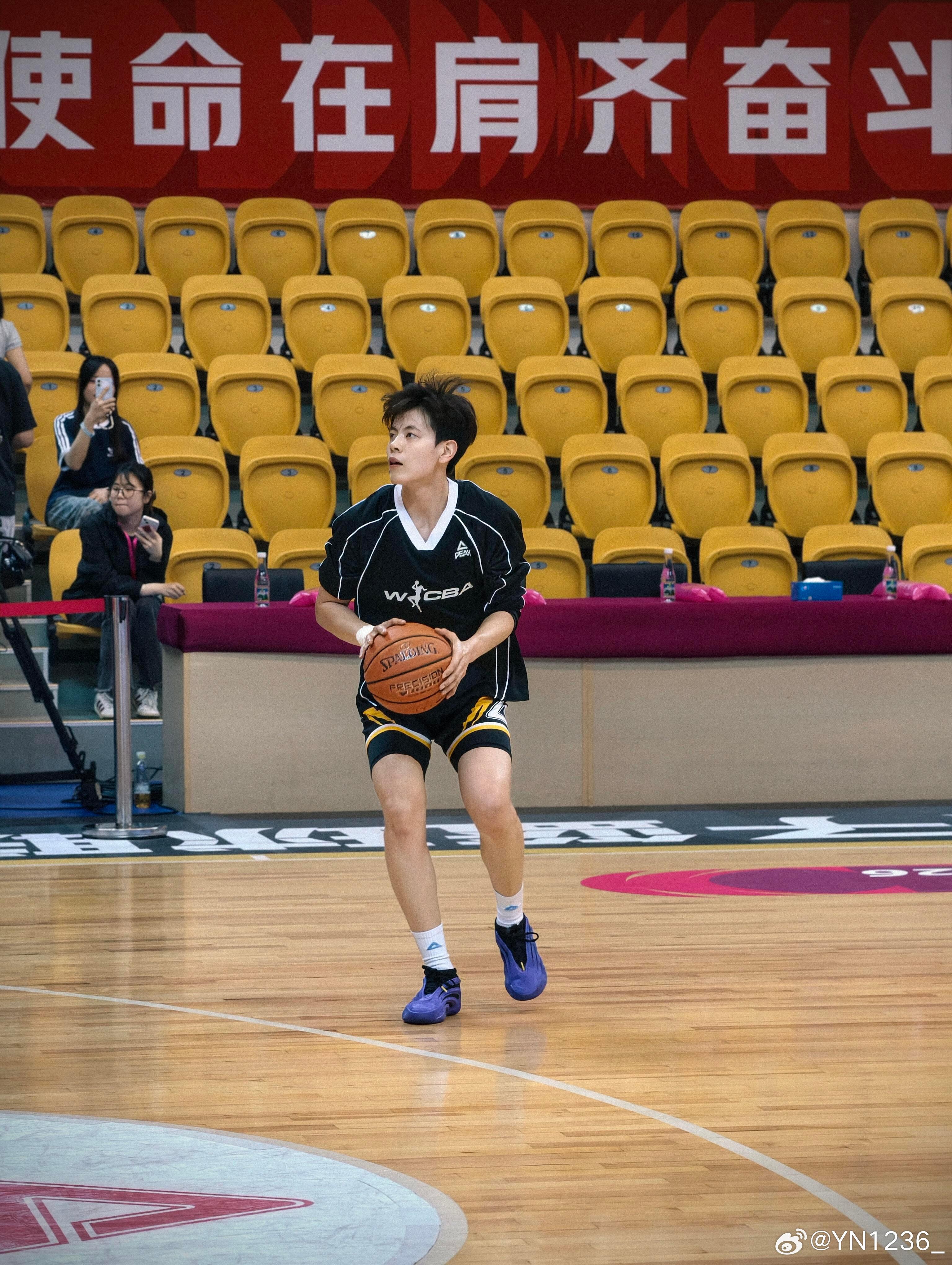 杨舒予杨舒予广东女篮2025-2026赛季wcba联赛 『 3月27日 』WCB
