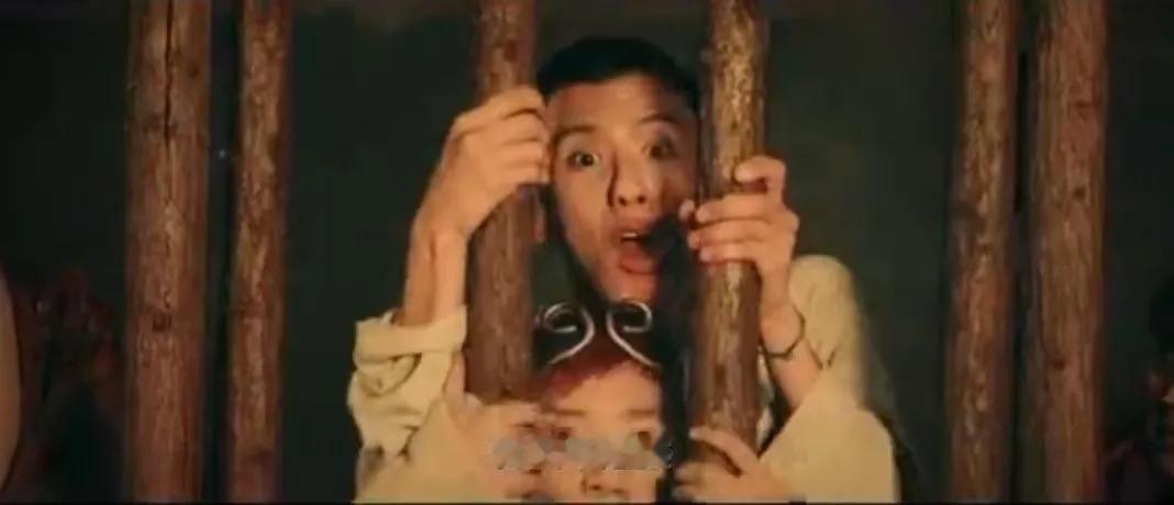 付航真去演猴了，短剧版《大话西游》第二集，付航被当成转世孙悟空抓了起来，虽然他极