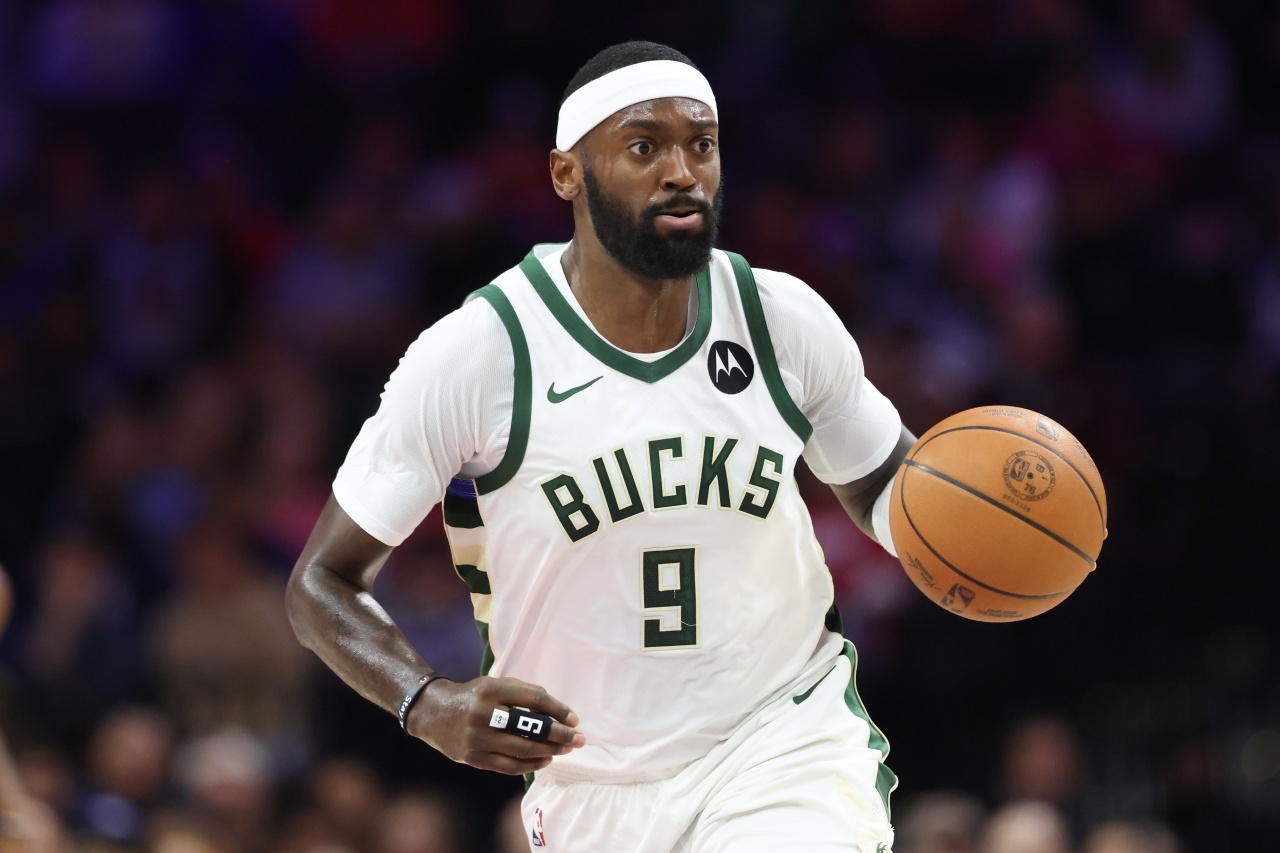 Jake Fischer报道，雄鹿正在寻求送走波蒂斯！nba休赛期