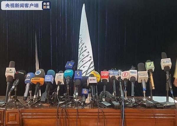 绕开阿富汗！巴吉借道新疆建贸易线，给塔利班致命一击
 
吉尔吉斯斯坦和巴基斯坦联