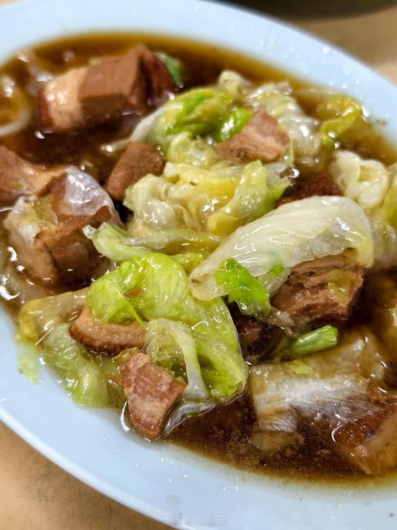 喜欢药材味浓郁的肉骨茶 马来西亚·乔治市，槟城，马来西亚