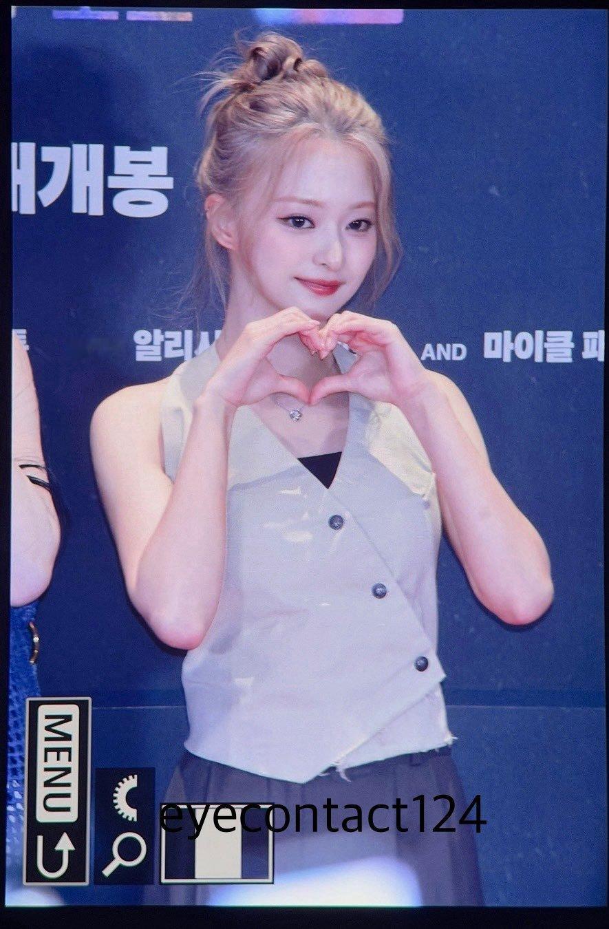 李娜炅 🐣蜜桃笑颜李娜炅 260713 Hope试映会 饭拍预览©undeci