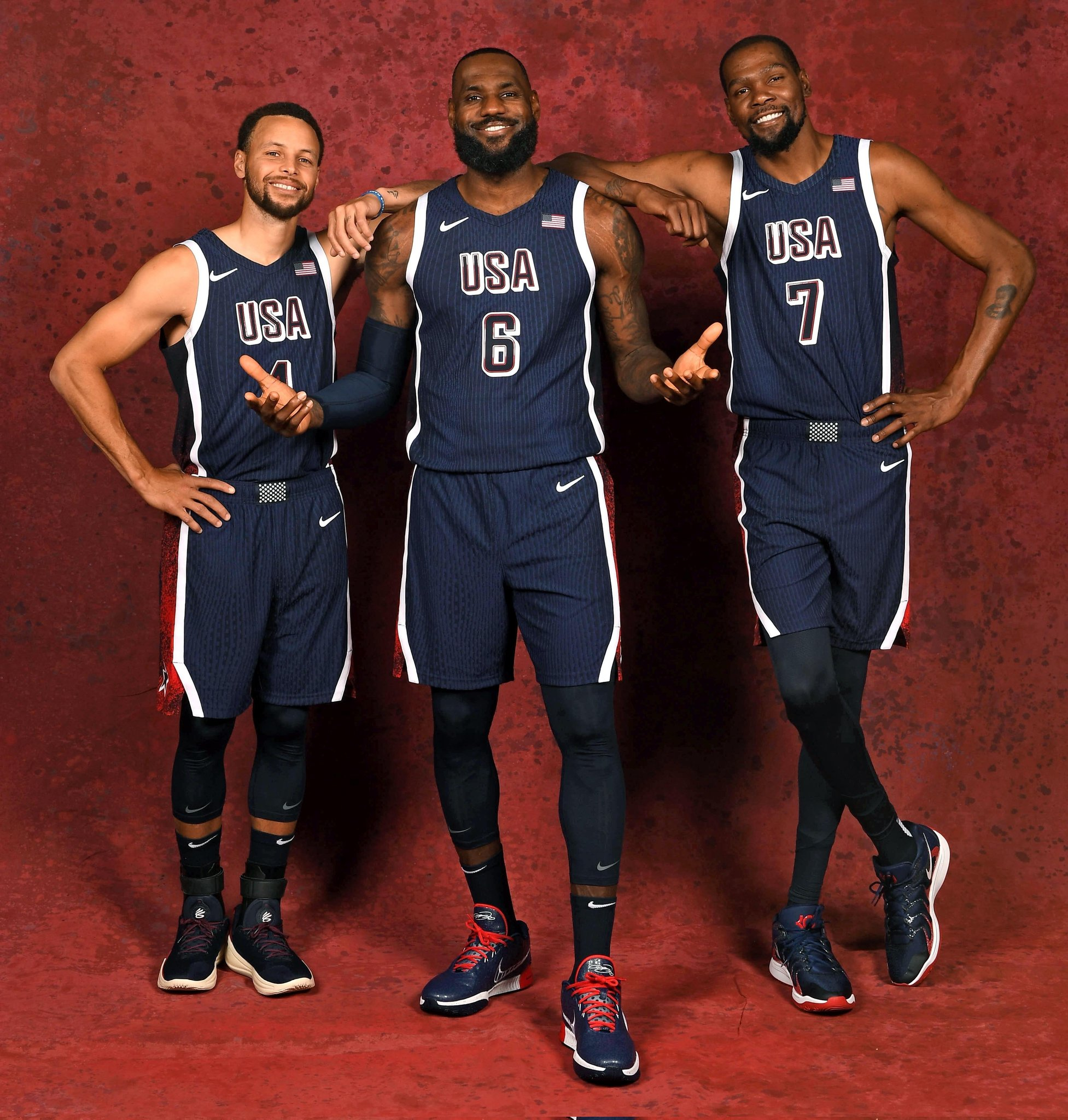 NBA全明星东部首发  NBA全明星西部首发  库里第11次入选全明星首发  2