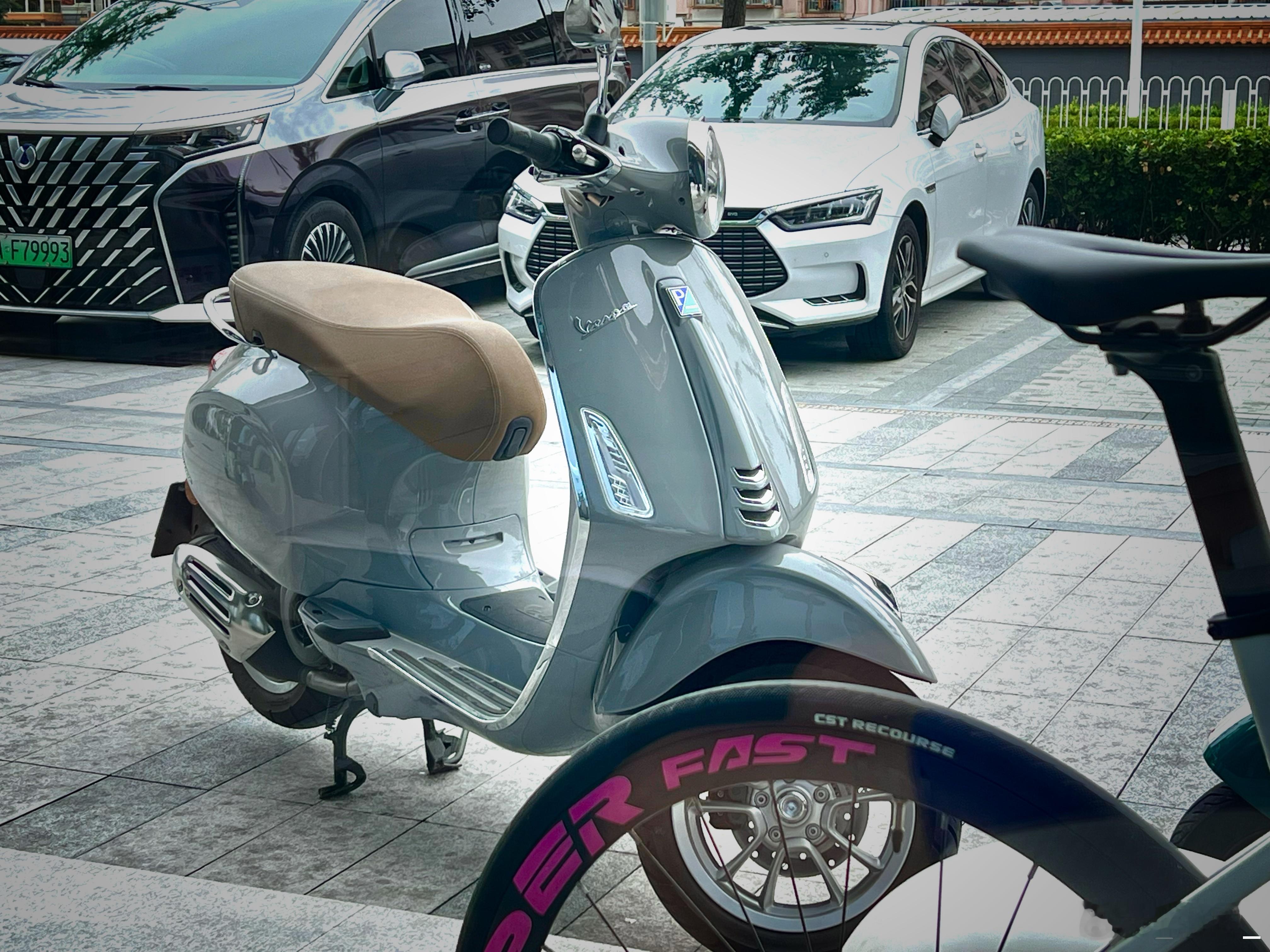 小摩托真是我们乡下人的腿 ​​​