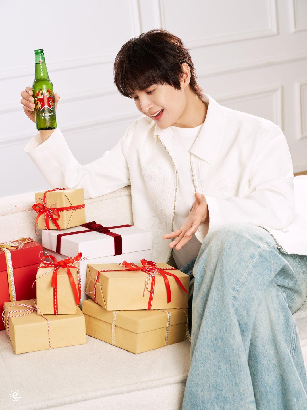 张远王栎鑫隔空干杯 2026给新年添喜力0713兄弟的跨年新搭子来了，惊喜掉落喜