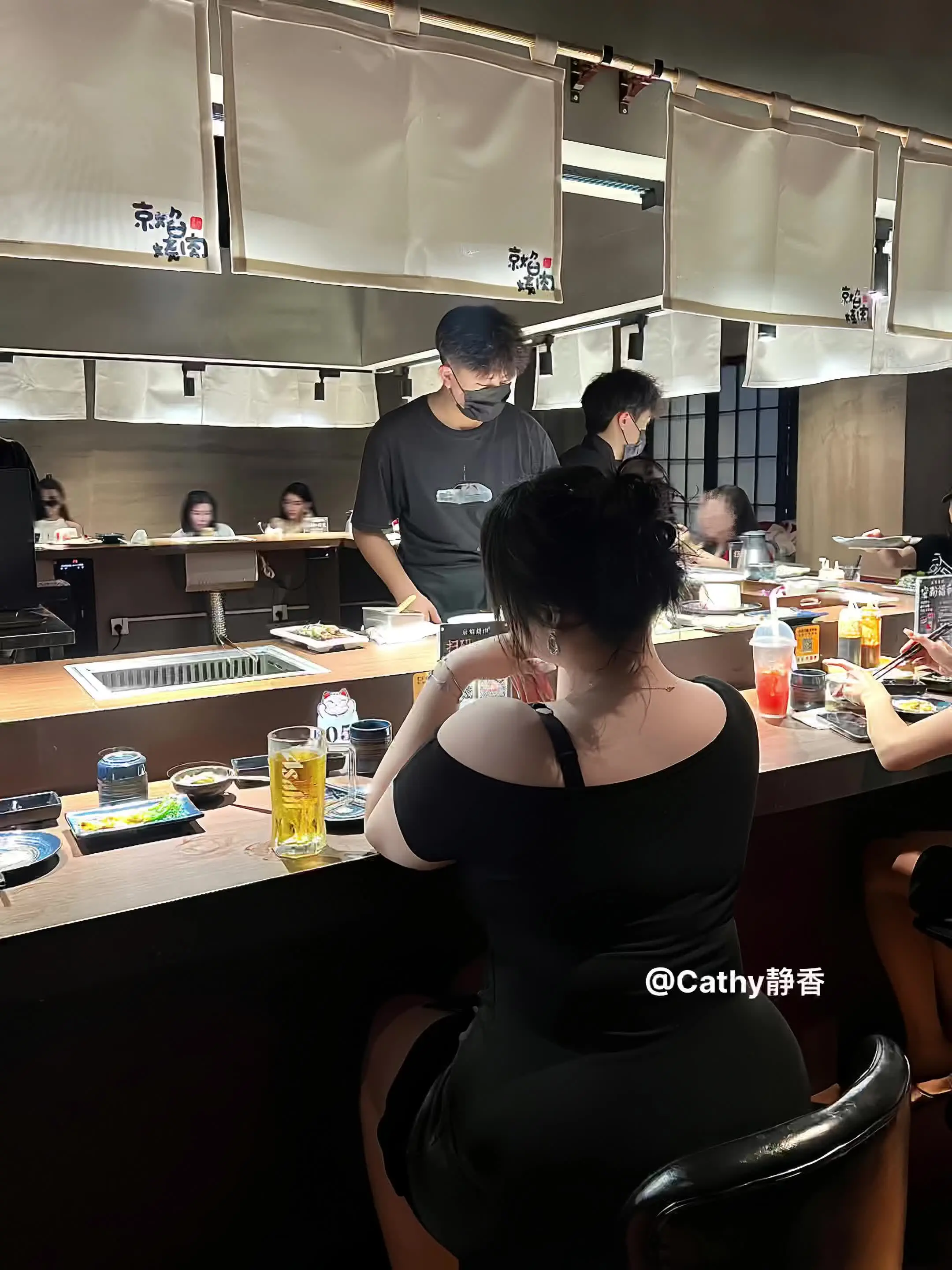 我哭的时候记得用钱帮我擦眼泪