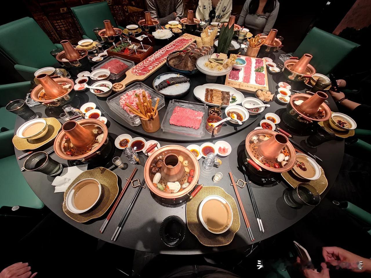 上海陆家嘴三大件附近正大广场阳坊涮羊肉餐厅，品味京式涮肉！畅谈上海美食 上海大餐