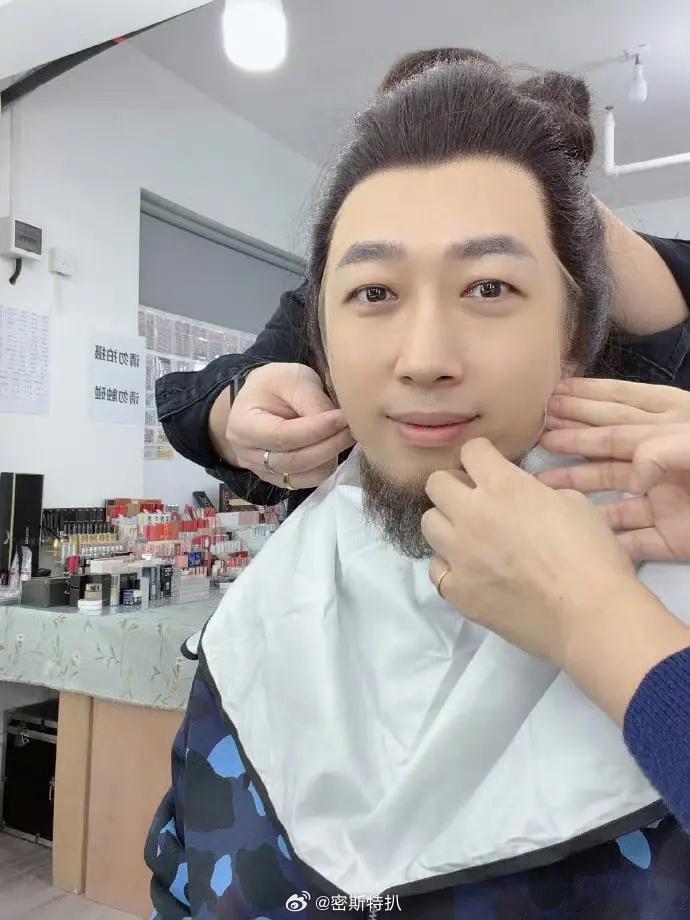 谁家大将军 ​​​