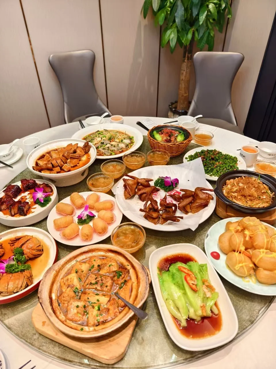 发现宝藏餐厅！聚会首选，好吃不贵！