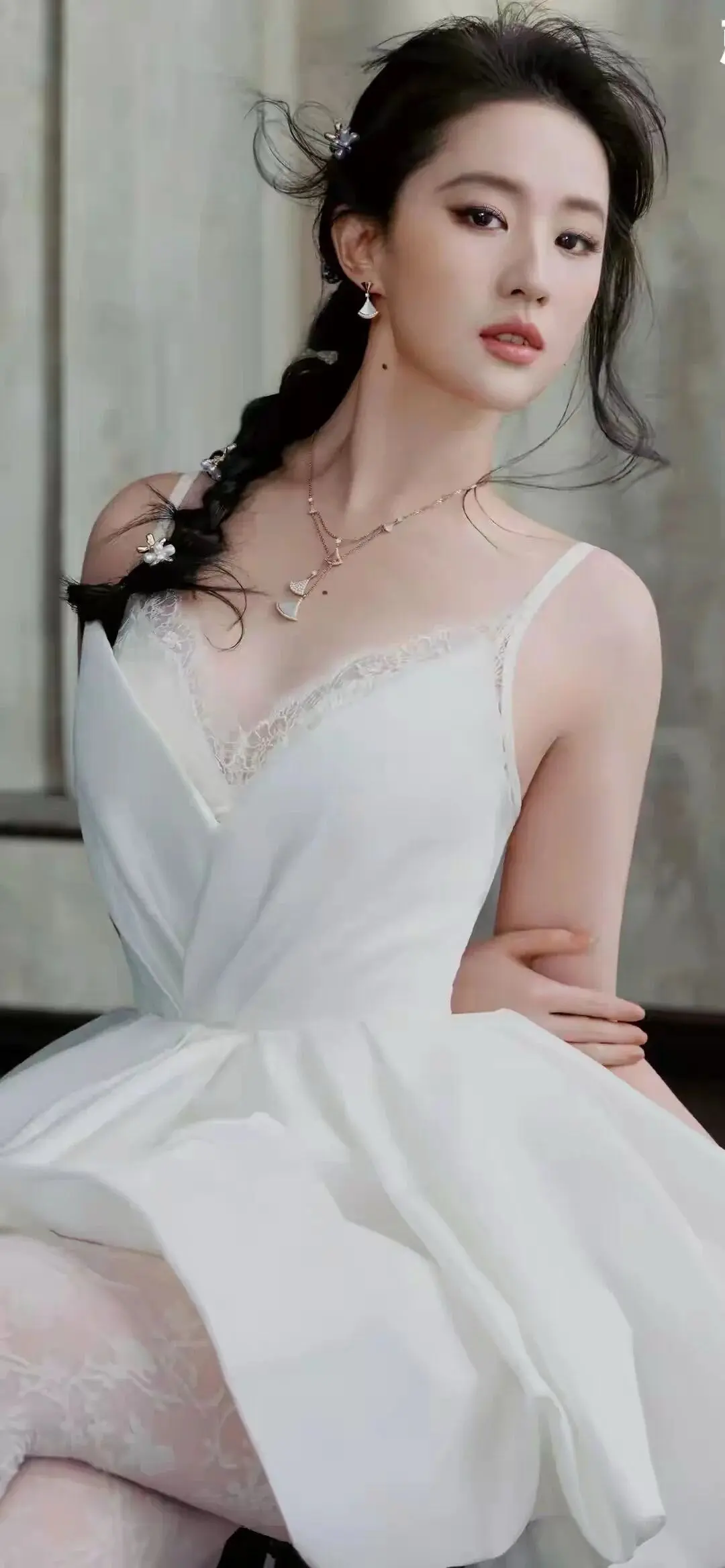 刘亦菲 内衣写真 纯净无瑕白天鹅