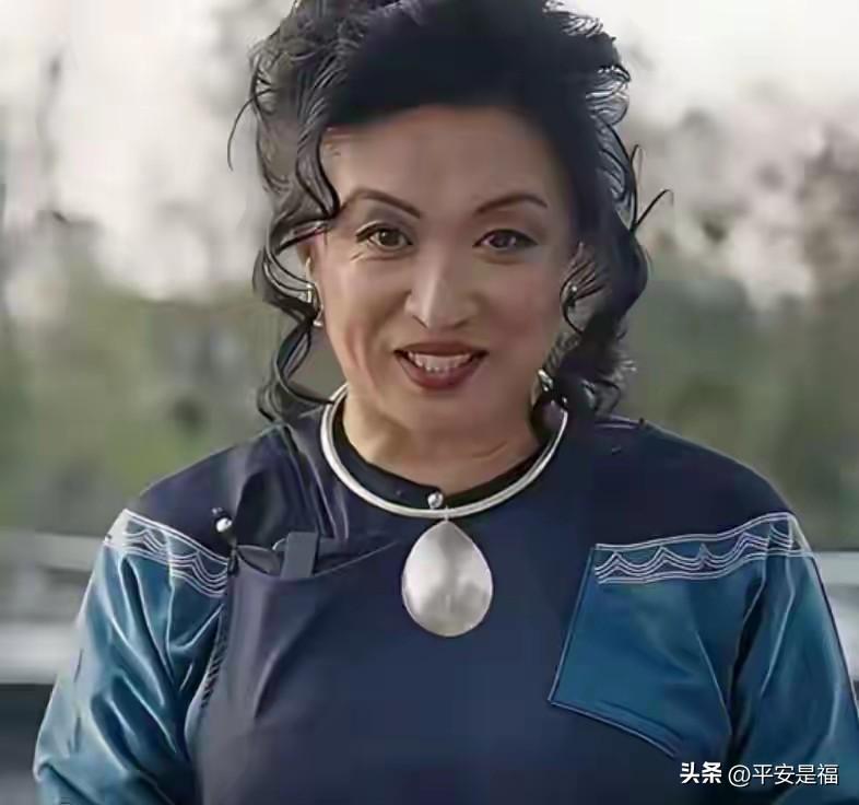 面相变了！逃到国外仅半年，58岁的金星大变样，早年风光已然不再
 
刷到金星最近