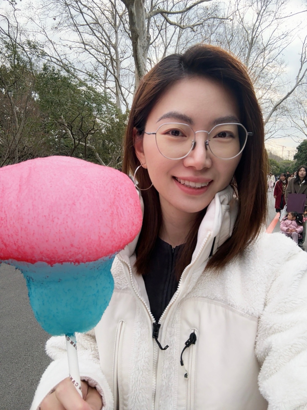 春天到了该出门踏青啦