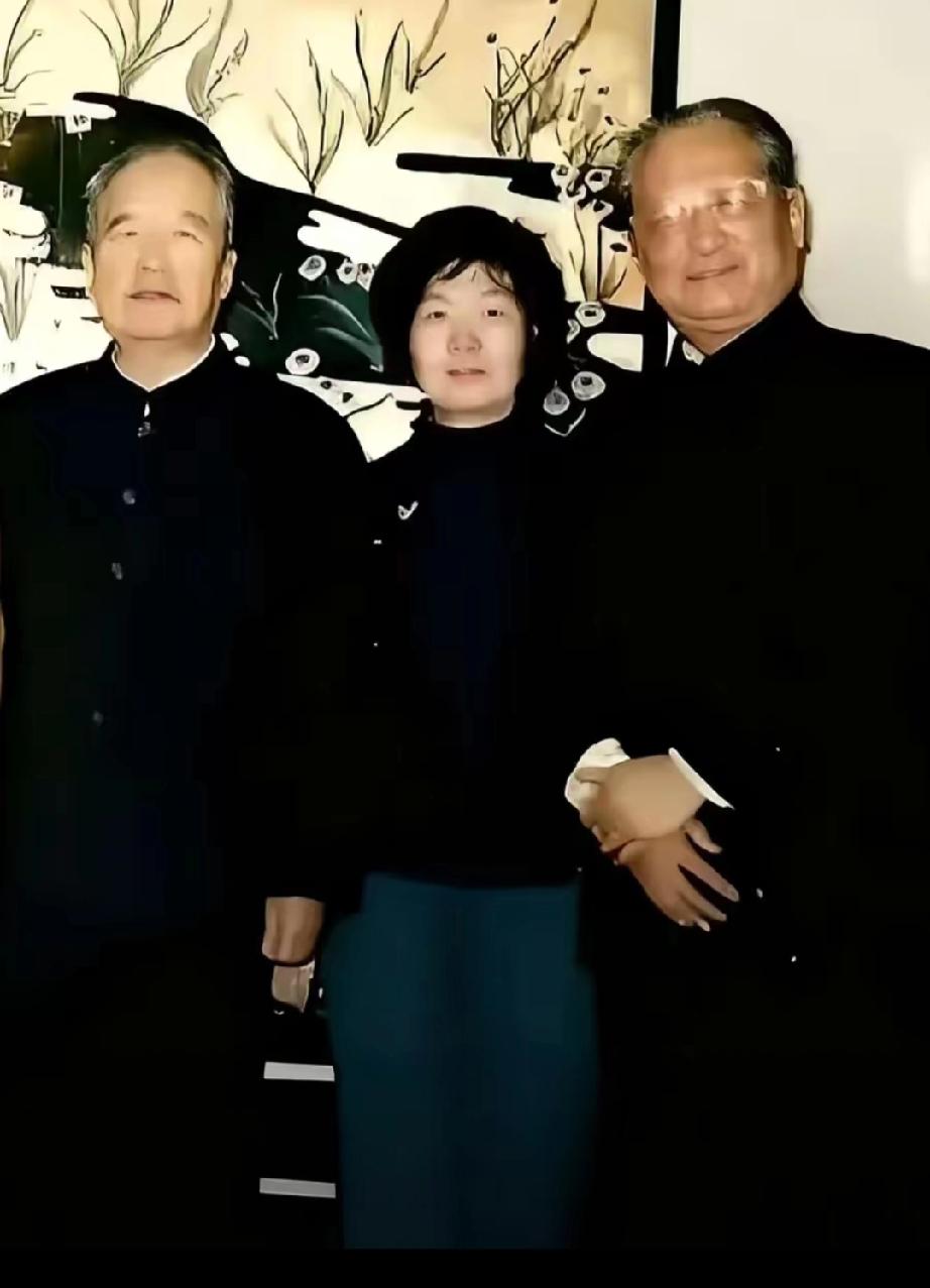 坚定理想信念

   政治立场坚定**：
党员应始终保持对马克思主义的信仰，
坚