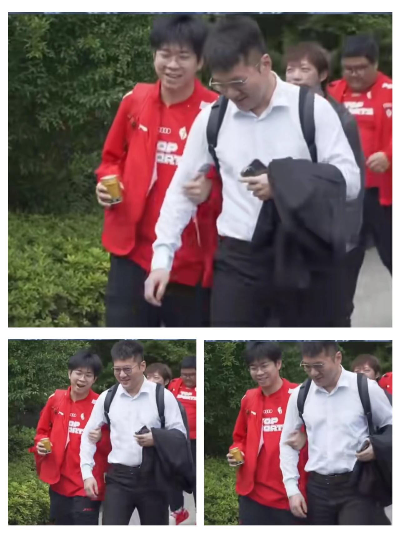 WBG对战TES的比赛，今天弹幕是黑子的主场，因为白子都在现场呐喊

好消息：大