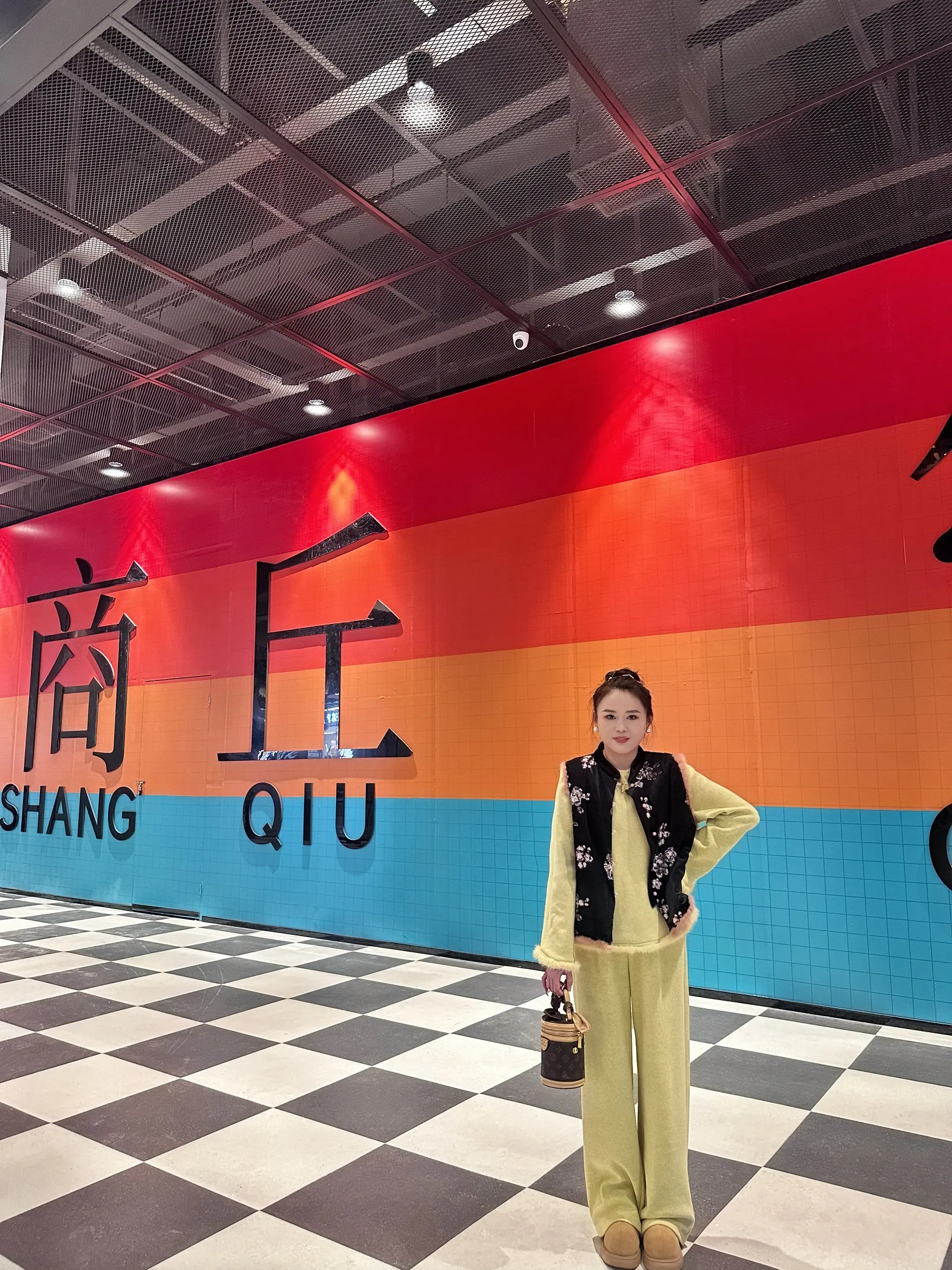 人长为少年不可得之物困顿一生。 我曾为我得到东西欢喜不已 无论再怎么说...