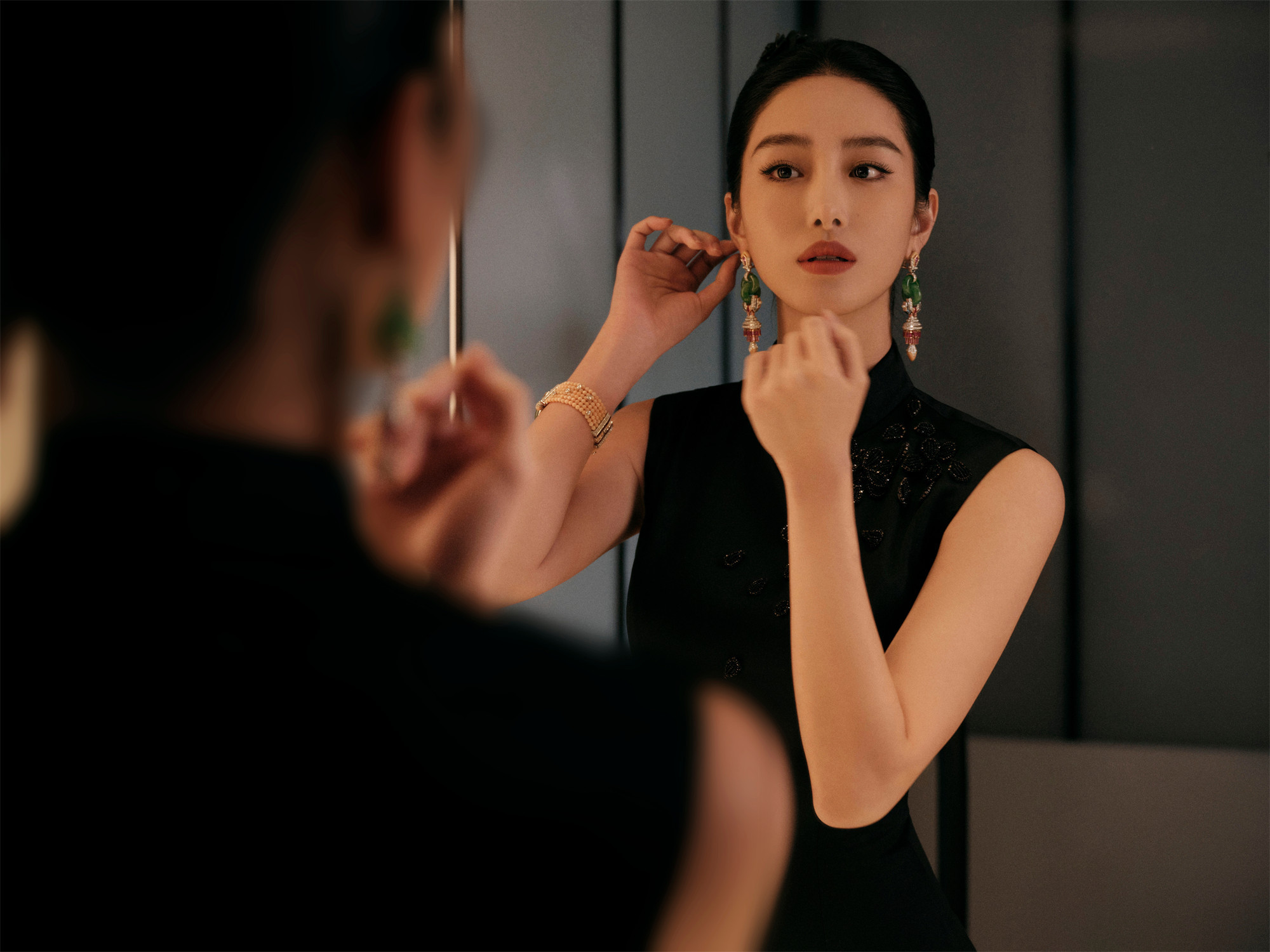 杨采钰all black妆造型大片 ​​​