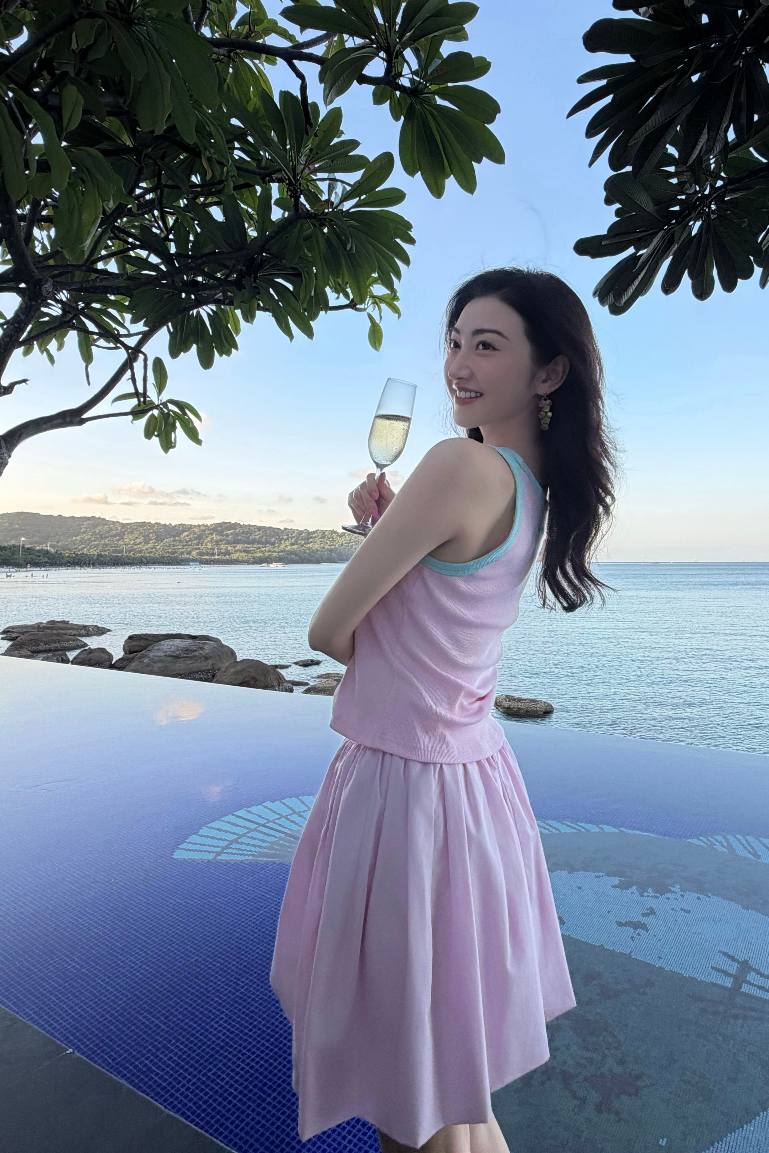 景甜风波后首个封面 景甜人间富贵花🌸 