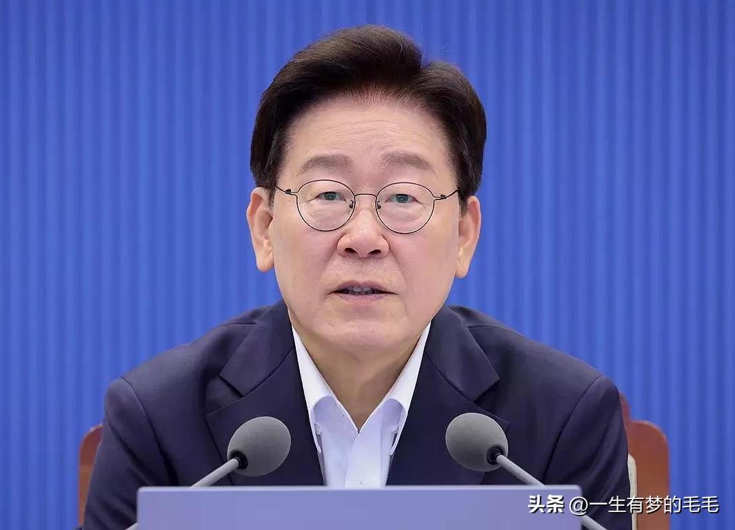 8月10日，韩国民调机构Realmeter发布最新民调显示，李在明施政支持率连续