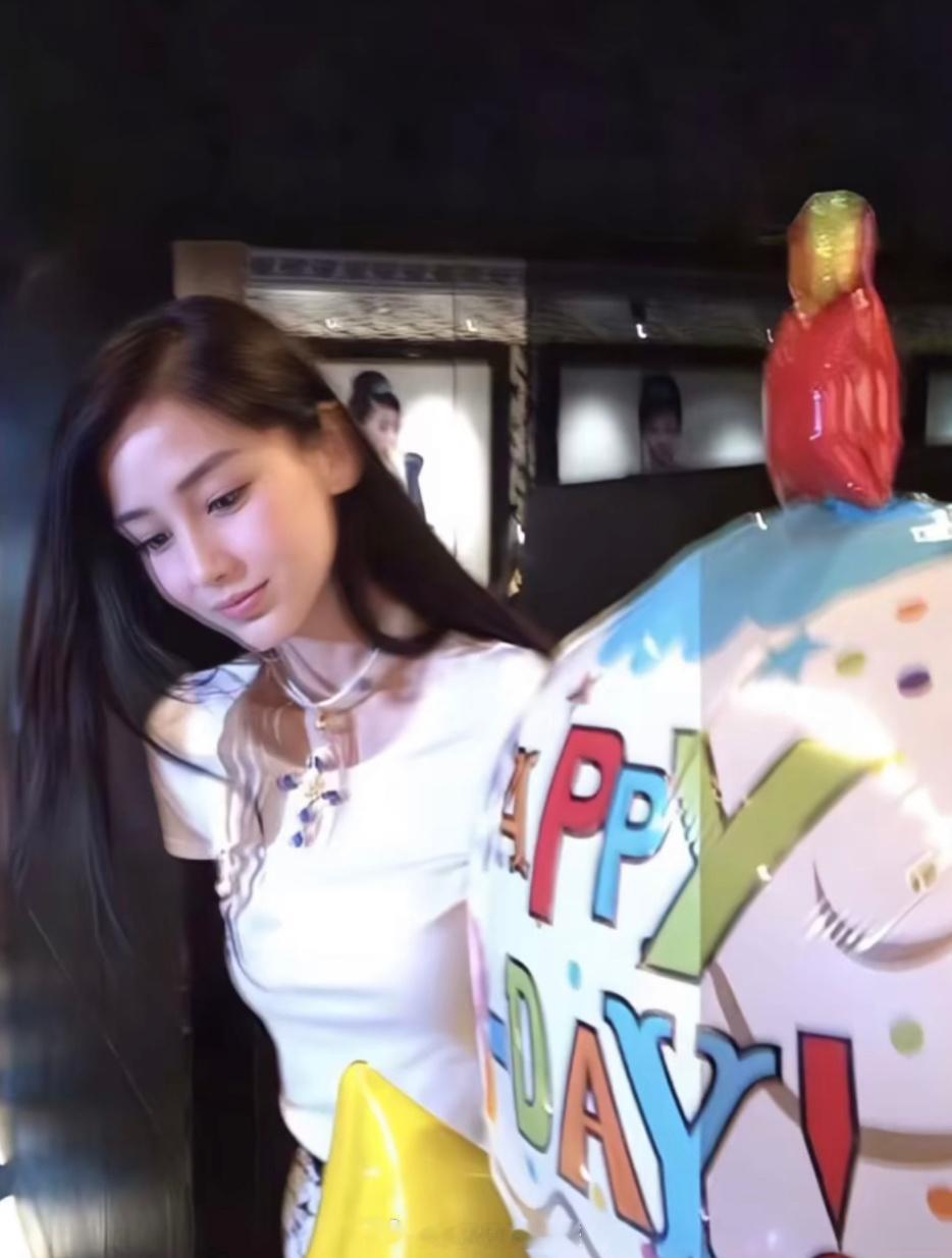 Angelababy 我保证她是天使我說許願天使降臨，所以你出現了从7岁开始到成
