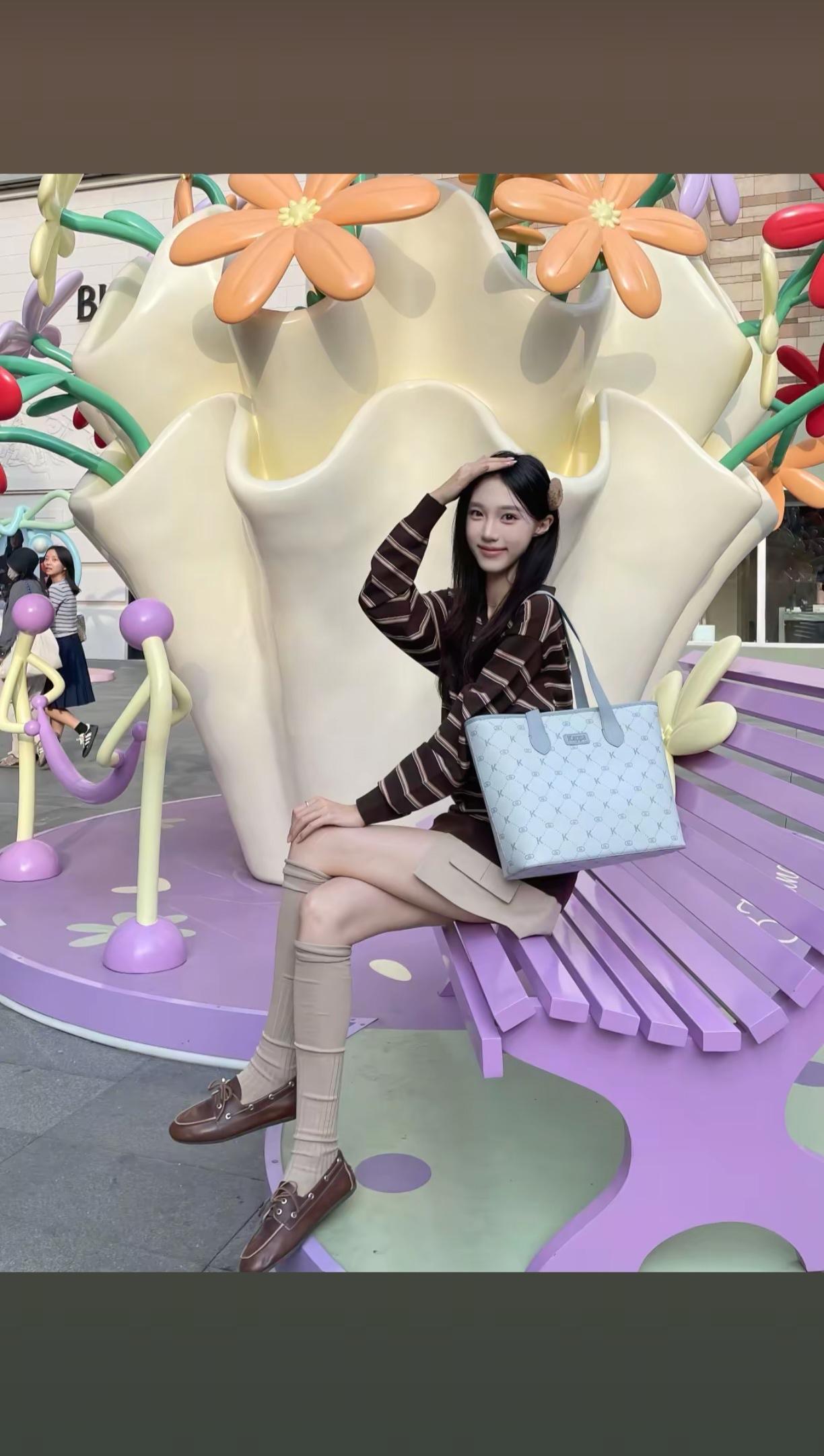 宝藏女孩美美嘟