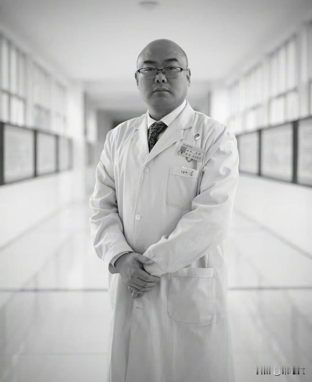 痛惜！48岁主任医师倒在岗位上，病逝当天还连做3小时手术
 
湖南一位48岁的主