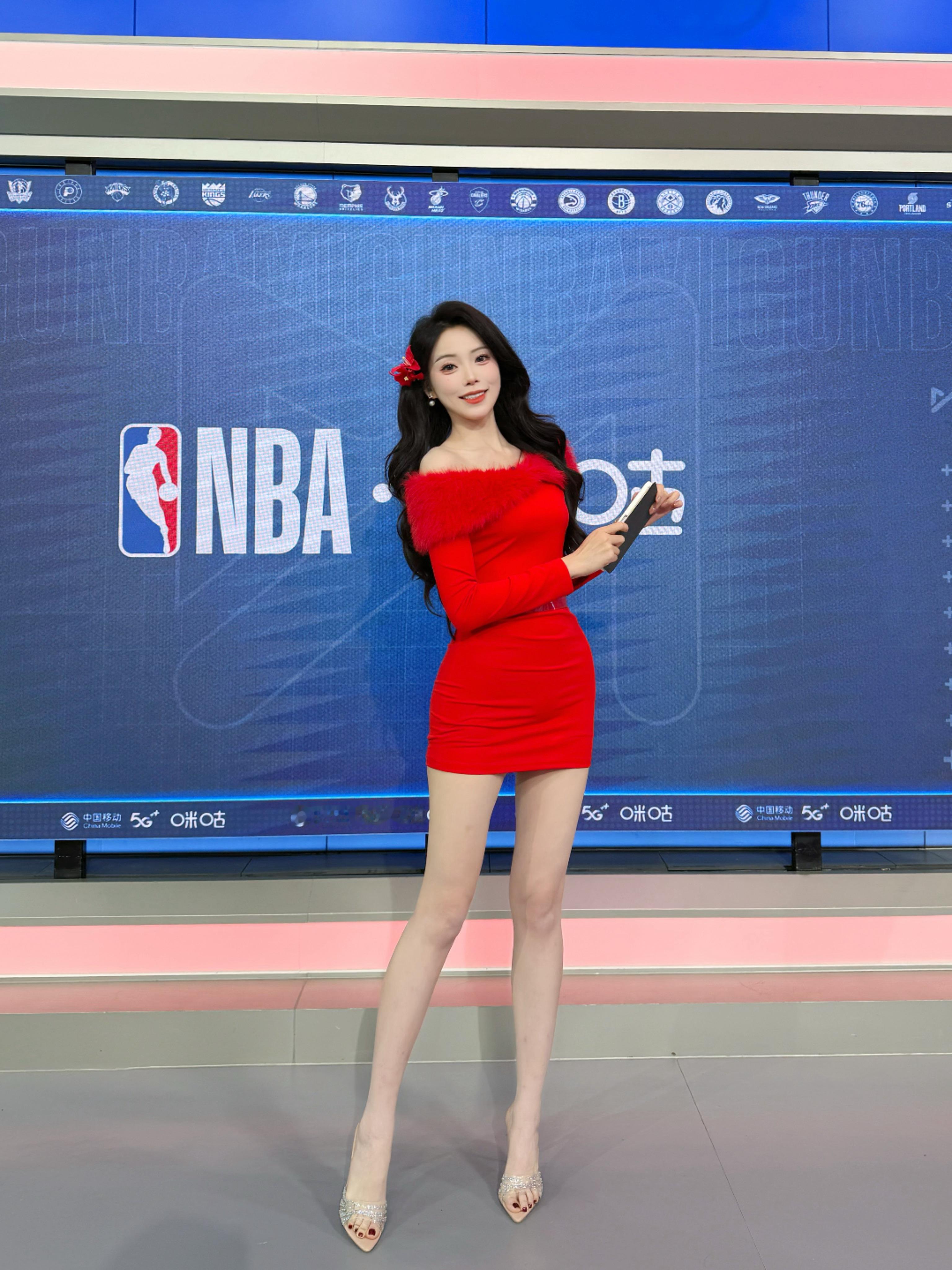 SUN'sLOOK 冒泡儿～🫧来清清相册库存是红红火火的阳姐宝宝最近过的怎么样