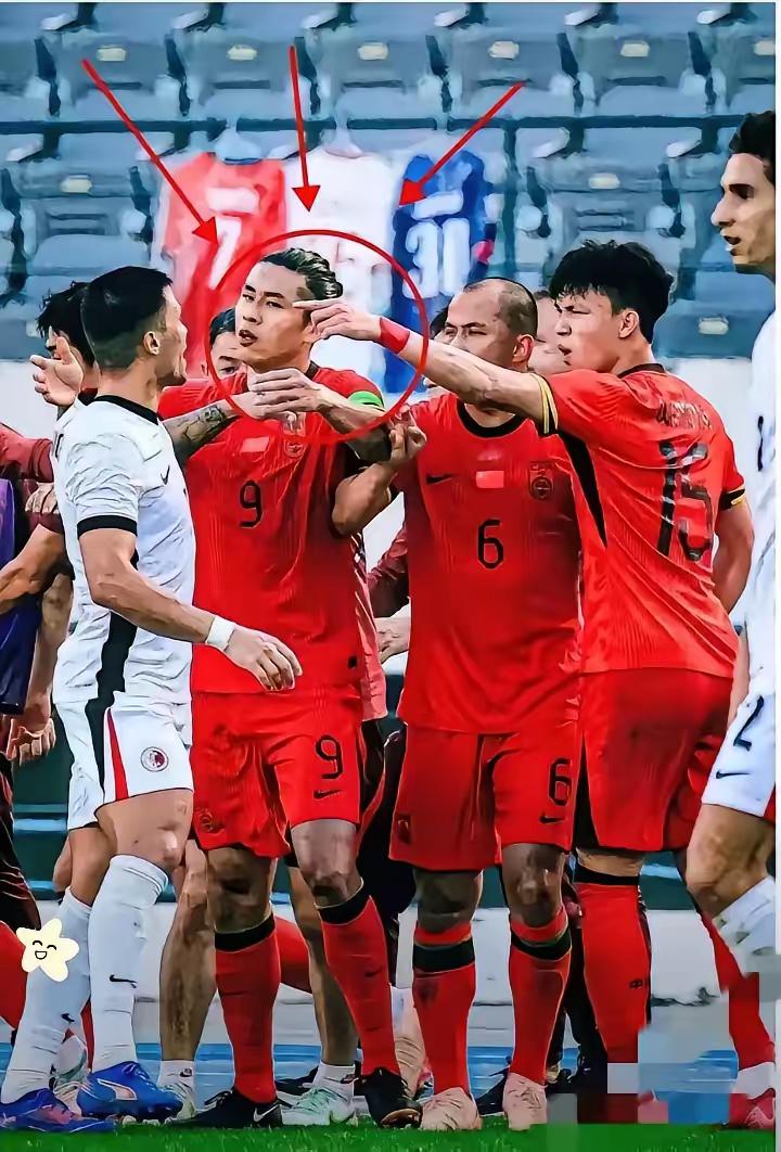 国足现在估计脸都挂不住了。
​他们怎么也不会想到，
​球迷抵制赞助商的动作，直接