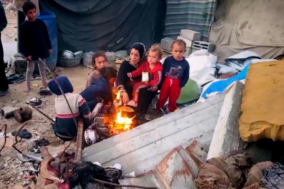 加沙的冬天怎么熬？哈马斯大声疾呼：送来的货不对板！

12月1日，哈马斯那边有个