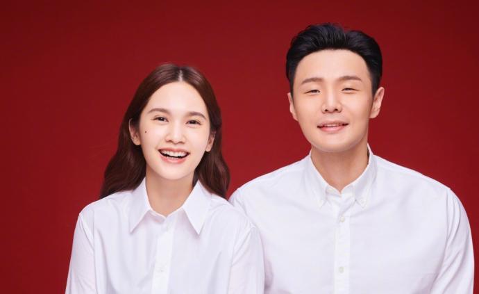 一次，李荣浩和杨丞琳一起去谢娜家玩。结果到了饭点，谢娜也没有邀请两人吃饭，但保姆