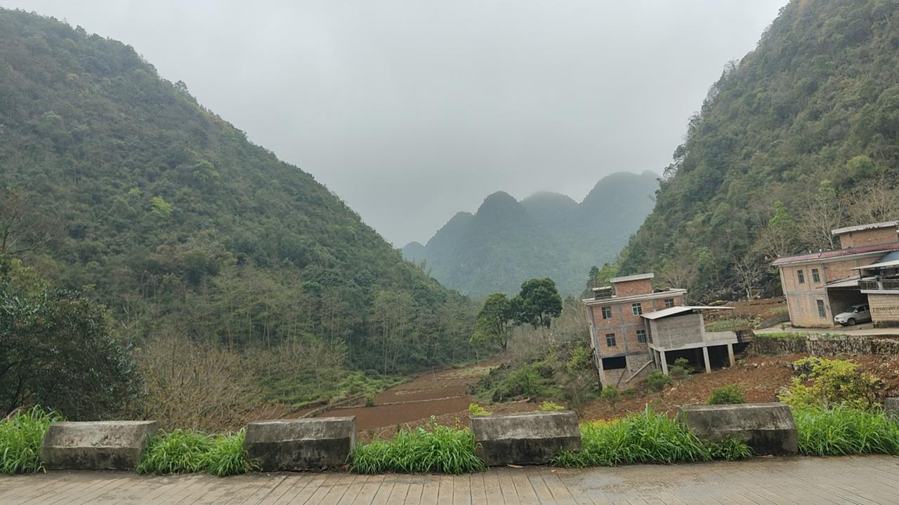 想问你一句最简单最直白的话，你现在累吗？