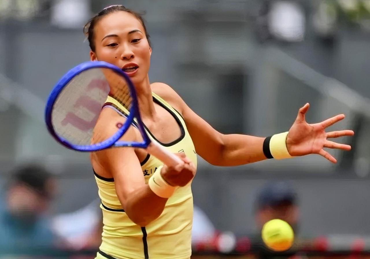 郑钦文重新坐稳中国一姐位置
北京时间4月24日晚，WTA马德里公开赛第二轮焦点对