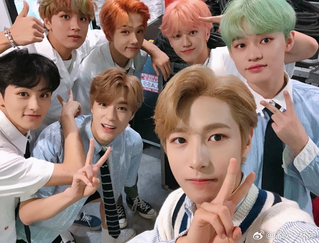 前有enhypen的大哥哥李羲承后有nct的大哥哥李马克是不是姓李的大哥哥都会跑