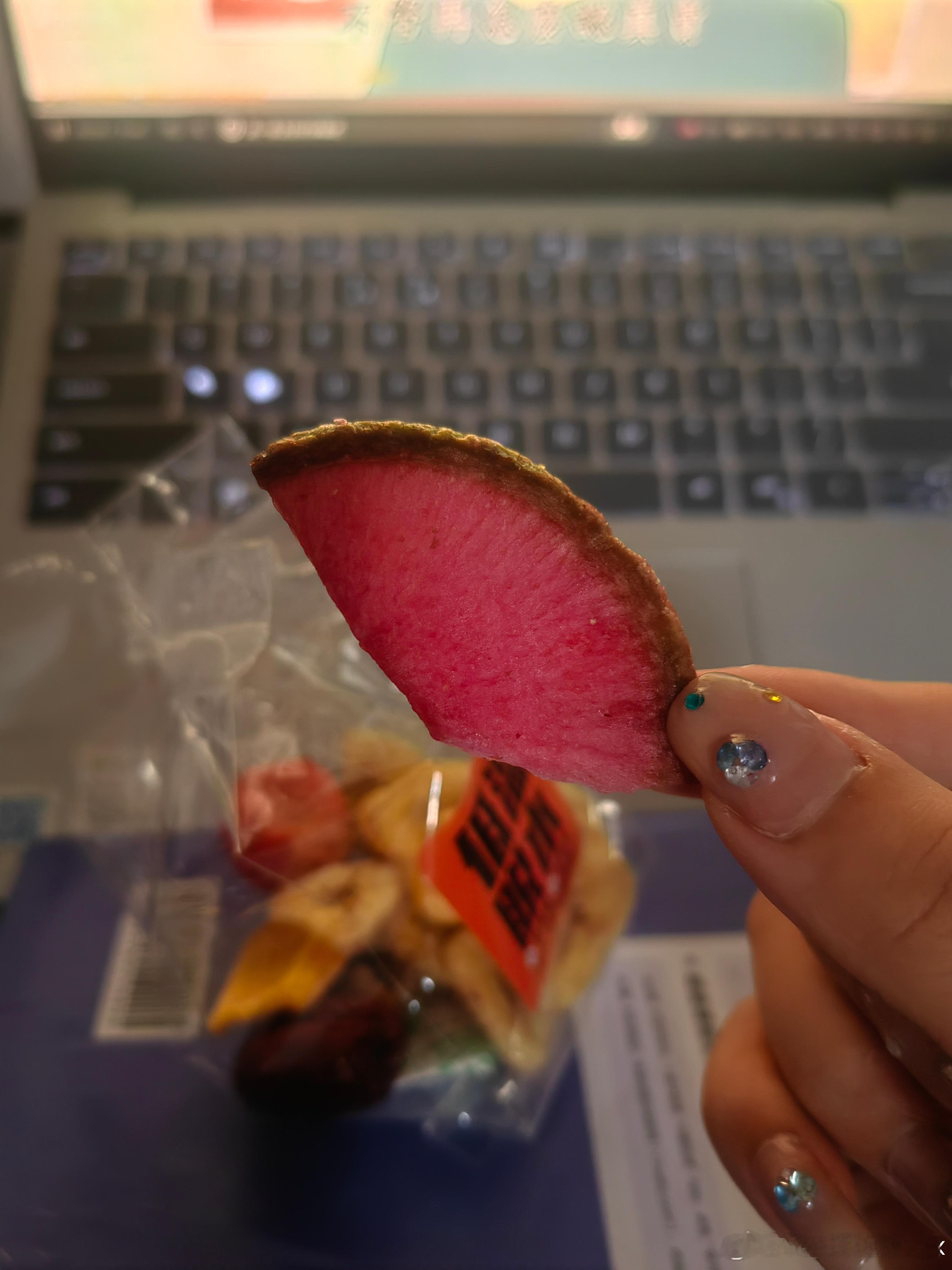 这种水果里边有红枣就算了，怎么还有萝卜